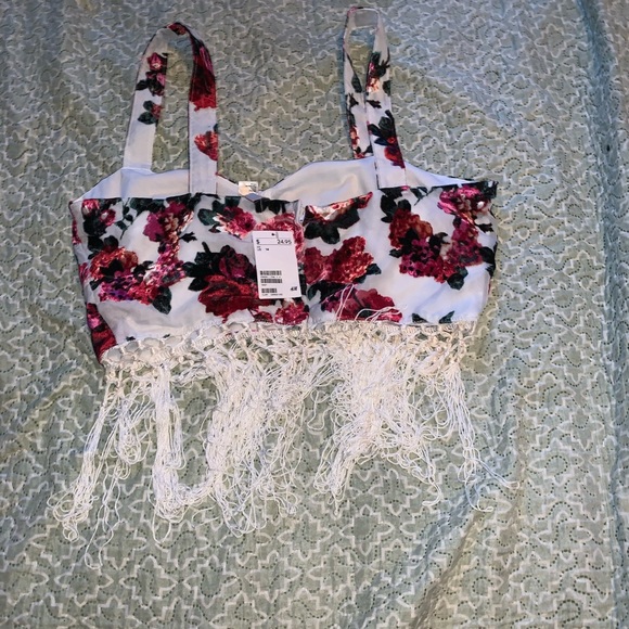 Cropped top - Picture 2 of 2